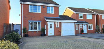 3 bedroom detached house