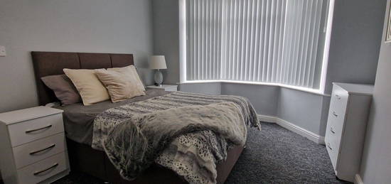 Room to rent in Lambert Street, Hull HU5