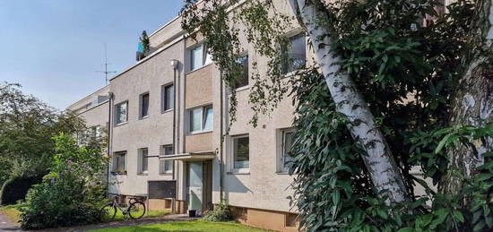 Bonn-Dottendorf, beste Lage: schöne 4-Zimmer-Wohnung mit Balkon, Garage optional