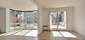 Appartement  à vendre, 4 pièces, 3 chambres, 87 m²