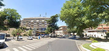 Quadrilocale piazza Giuseppe Garibaldi, Centro Storico, Velletri