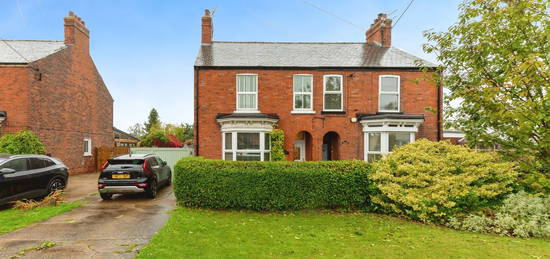 3 bed semi-detached house for sale