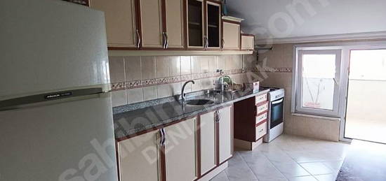 ÇAKMAK MAHALLESİ 2+1 KOMBİLİ TERASLI KİRALIK DAİRE