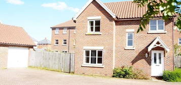 3 bedroom detached house to rent