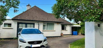 3 bedroom detached bungalow to rent