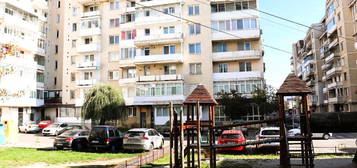 Apartament parter ultracentral zona centrului comercial Sugas