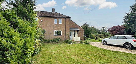 3 bedroom semi-detached house