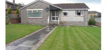 3 bedroom detached bungalow