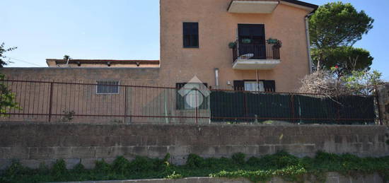 VILLA SINGOLA A SANT'AGATA DE' GOTI