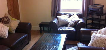 5 bed shared accommodation to rent