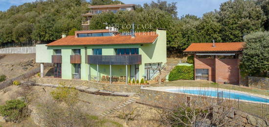 Casa o chalet independiente en venta en calle d'Aiguanegra