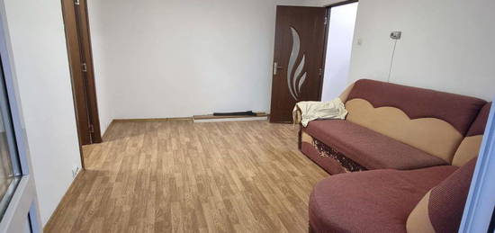 De vanzare 2 camre , 43000 euro ,