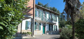 Villa in vendita a Biandronno