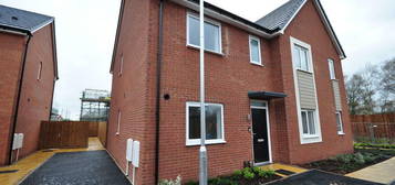 3 bedroom semi-detached house