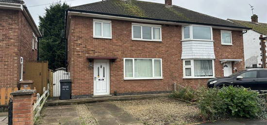 3 bedroom semi-detached house