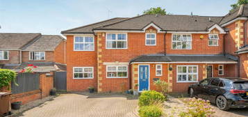 5 bedroom semi-detached house