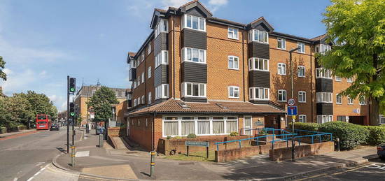 Flat for sale in Chatsworth Place, Mitcham CR4