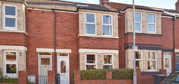 4 bedroom terraced house for sale