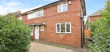 3 bed semi-detached house for sale