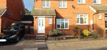 3 bed semi-detached house to rent