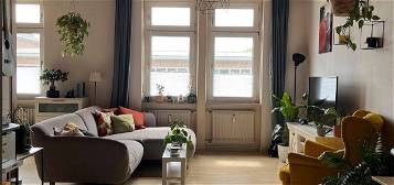 Möblierte wunderschöne Wohnung mit Balkon und Garten