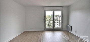 Location appartement 1 pièce 32 m²