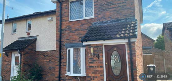 2 bedroom semi-detached house