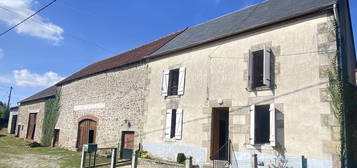 Corps de ferme avec maison d'habitation de 89m² sur terrain de 2hectares 2188m² 133 500 €