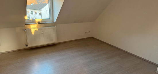 Schöne 2,5 Zimmer Wohnung zu vermieten