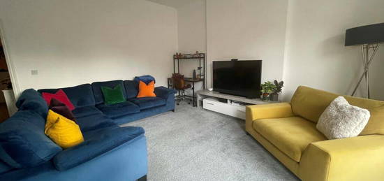 1 bedroom ground floor flat