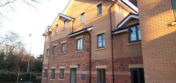 2 bed flat to rent