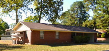 181 E Walker Dr, Dover, AR 72837