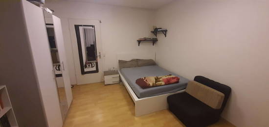 Spacious room in Stuttgart West WG