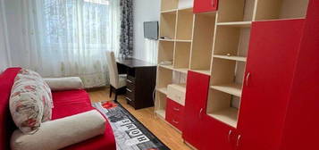 Apartament de inchiriat cu 4 camere,cartier Manastur! loc parcare!