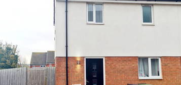 2 bed semi-detached house to rent