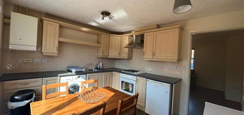 3 bed terraced house to rent