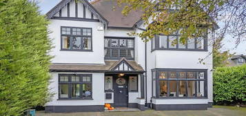 Property for sale in Chestnut Walk, Woodford Green IG8