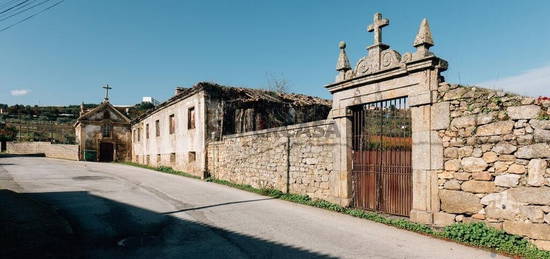 Quinta em Lamego (Almacave e Sé) de 1660,00 m²