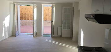 Appartement studio rénové à louer CELLETTES