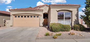 5409 Hummingbird Ln NW, Albuquerque, NM 87120