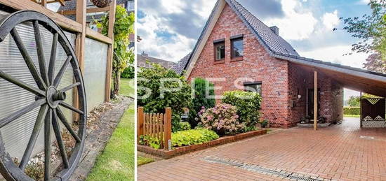 Wohnen im beliebten Stuhr-Varrel: Freistehendes Einfamilienhaus mit schönem Garten und Carport