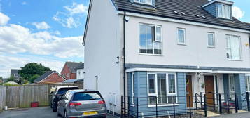 4 bedroom semi-detached house for sale