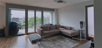 ++Luxuriöse 4-Zimmerwohnung mit Balkon und Tiefgaragenstellplatz++