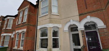 4 bedroom terraced house