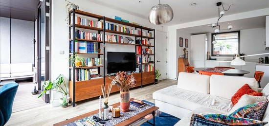 Flat for sale in Scawfell Street, Hoxton E2