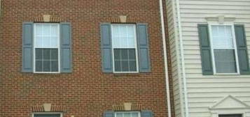 307 Kirby St Unit 55, Manassas Park, VA 20111