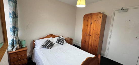 Room to rent in New Street, Paignton TQ3