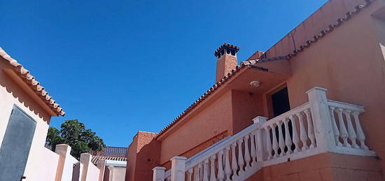 Casa o chalet en venta en Cerrado de Calderón - Hacienda Paredes