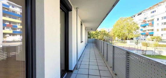 2-Zimmer Balkonwohnung mit riesigem Balkon - Erstbezug