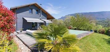 Villa Contemporaine Écologique de 210 m² aux portes de la Savoie Classement énergétique A